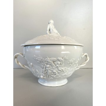 ANTICA TAZZA da PUERPERA Ginori Capodimonte PORCELLANA BIANCA DECORO RILIEVO