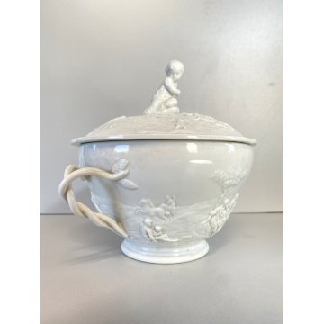 ANTICA TAZZA da PUERPERA Ginori Capodimonte PORCELLANA BIANCA DECORO RILIEVO