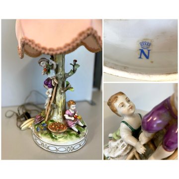 LAMPADA TAVOLO ABATJOURS GRUPPO PORCELLANA CAPODIMONTE BIMBI RACCOLTA DELLE MELE