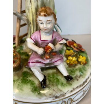 LAMPADA TAVOLO ABATJOURS GRUPPO PORCELLANA CAPODIMONTE BIMBI RACCOLTA DELLE MELE