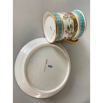 TAZZA MUG con PIATTINO PORCELLANA BIANCA DECORO FLOREALE DIPINTO A MANO '60s