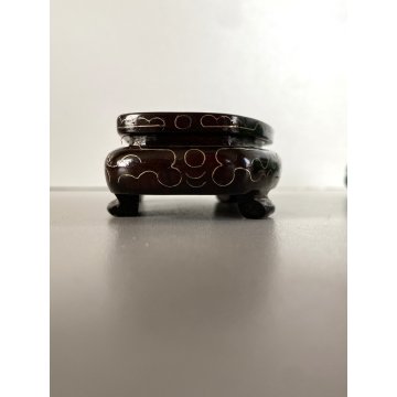 SCULTURA MALACHITE FIGURA SEDUTA FIORI DI LOTO CANE ARTE ORIENTALE XX sec