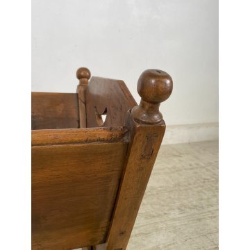 ANTICA CULLA DONDOLO LEGNO NOCE PORTA RIVISTE BAMBOLA LETTO FIORIERA EPOCA '800