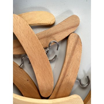 antiche 14 GRUCCE APPENDIABITI per VESTITI BAMBOLE in LEGNO MASSELLO 1950/60