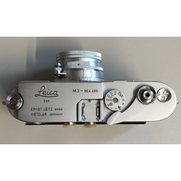 FOTOCAMERA Leica M3 OBIETTIVO Ernst Leitz GmbH Wetzlar SUMMICRON f 5 cm ANNI 50
