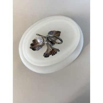 SCATOLA con COPERCHIO VETRO OPALINO PROFILO e DECORO LIBERTY FLOREALE ARGENTATO