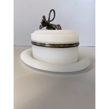 SCATOLA con COPERCHIO VETRO OPALINO PROFILO e DECORO LIBERTY FLOREALE ARGENTATO