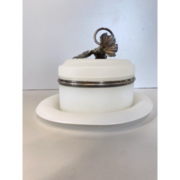 SCATOLA con COPERCHIO VETRO OPALINO PROFILO e DECORO LIBERTY FLOREALE ARGENTATO