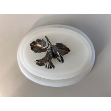 SCATOLA con COPERCHIO VETRO OPALINO PROFILO e DECORO LIBERTY FLOREALE ARGENTATO