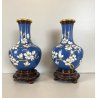COPPIA VASO CINESE BRONZO CLOISONNE SMALTO POLICROMO DECORO FLOREALE BLU 24 cm/h