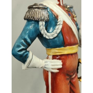 STATUINA FIGURA PORCELLANA CAPODIMONTE Ufficiale Guardia Imperiale SOLDATO epoca