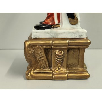 STATUINA FIGURA PORCELLANA CAPODIMONTE Ufficiale Guardia Imperiale SOLDATO epoca