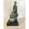 PICCOLA SCULTURA BRONZO Guido Mariani FIGURA SIRENA SCOGLIO 18,5 cm/h BASE LEGNO