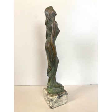 SCULTURA FIGURA FEMMINILE STATUA BRONZO FEMALE FIGURINE SCULPTURE 23,5 cm/h '900
