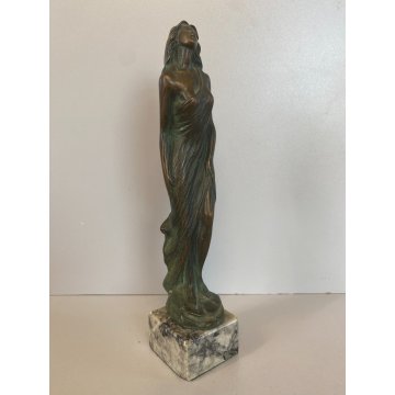 SCULTURA FIGURA FEMMINILE STATUA BRONZO FEMALE FIGURINE SCULPTURE 23,5 cm/h '900