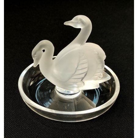 Lalique SCULTURA 2 Cigni in Amore CRISTALLO piatto x anello France FROSTED GLASS