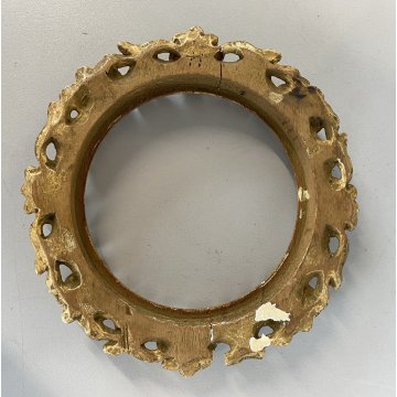 PICCOLA CORNICE ROTONDA DORATA LEGNO ORNATO INTAGLIATO MOTIVO FOGLIATO ø 19,5 cm