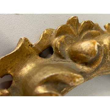 PICCOLA CORNICE ROTONDA DORATA LEGNO ORNATO INTAGLIATO MOTIVO FOGLIATO ø 19,5 cm