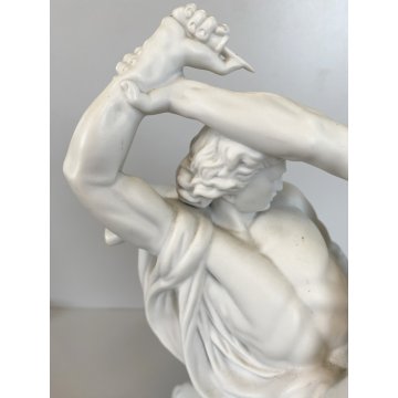 SCULTURA PORCELLANA BISCUIT Johan Peter Molin Lottatori di coltelli 30,5cm/h 900