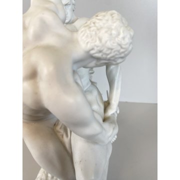 SCULTURA PORCELLANA BISCUIT Johan Peter Molin Lottatori di coltelli 30,5cm/h 900