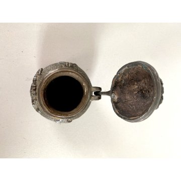 ANTICO CALAMAIO BRONZO con COPERCHIO INCERNIERATO DECORO RILIEVO XVII sec