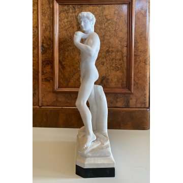 ANTICA SCULTURA RIPRODUZIONE STATUA David di Michelangelo MARMO BIANCO 59 cm/h