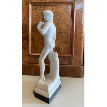 ANTICA SCULTURA RIPRODUZIONE STATUA David di Michelangelo MARMO BIANCO 59 cm/h