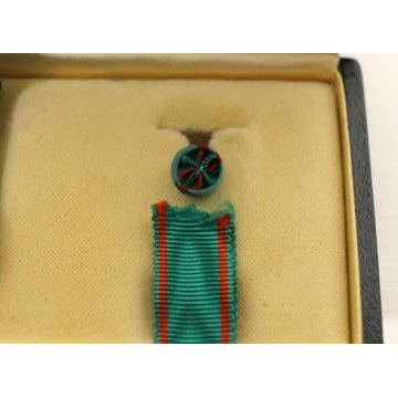 MEDAGLIA CAVALIERE ORDINE AL MERITO DELLA REPUBBLICA SCATOLA CROCE FIORE ANNI 50