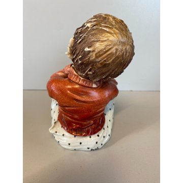 STATUINA VINTAGE FIGURA PORCELLANA CAPODIMONTE FIRMA "Ponti" BAMBINO SEDUTO '900