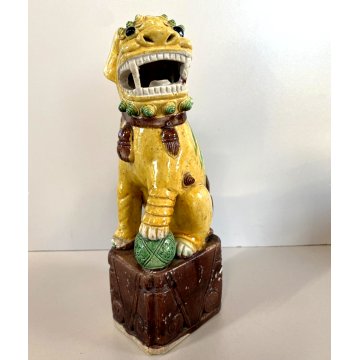 STATUINA CANE FOO  PORCELLANA SMALTO GIALLO LEONE GUARDIANO CINA XX sec. 25cm/h