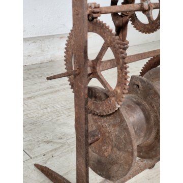 ANTICO Girarrosto MECCANICO da CAMINO Strumento a Peso FERRO BATTUTO epoca 1700 ANTICO Girarrosto MECCANICO da CAMINO Strumento a Peso FERRO BATTUTO epoca 1700