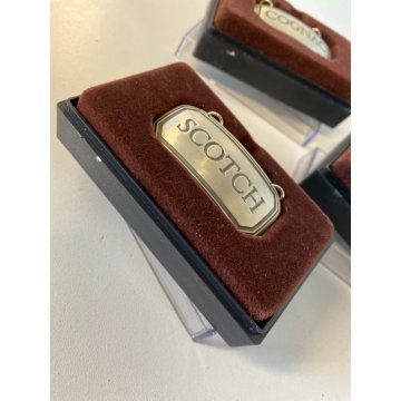 SET 3 ETICHETTE VINTAGE BAR CRYSTAL DECANTER LABELS SCOTCH COGNAC PORT PELTRO