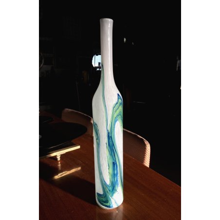 VASO BOTTIGLIA VETRO ARTISTICO Murano BIANCO STRIATURE  VERDE BLU 50 cm/h ca '60