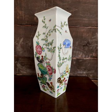 VASO PORCELLANA CINESE FAMILLE ROSE ANSE FIORI PEONIE GALLI VERDE CELADON XX sec