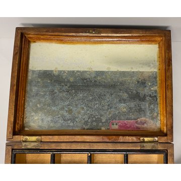 ANTICO COFANETTO SCATOLA LEGNO RADICA NOCE  COPERCHIO BOMBATO DECORO VITTORIANO