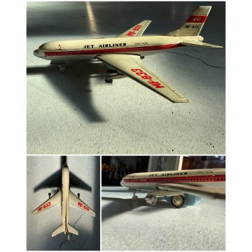 GIOCO LATTA VINTAGE AEREO FRICTION Jet Airliner BOEING MF-833 FUNZIONA CHINA '60