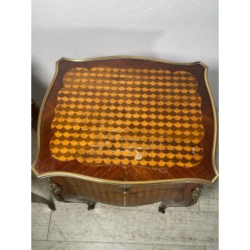 COPPIA COMODINI LUIGI XV LEGNO INTARSIATO EPOC 900 CASSETTI DECORI BRONZO DORATO