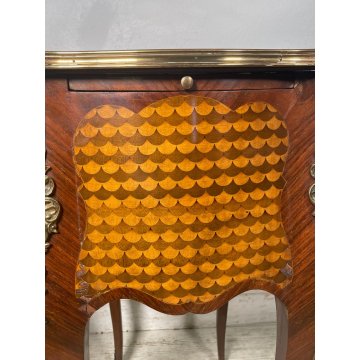 COPPIA COMODINI LUIGI XV LEGNO INTARSIATO EPOC 900 CASSETTI DECORI BRONZO DORATO