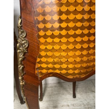 COPPIA COMODINI LUIGI XV LEGNO INTARSIATO EPOC 900 CASSETTI DECORI BRONZO DORATO