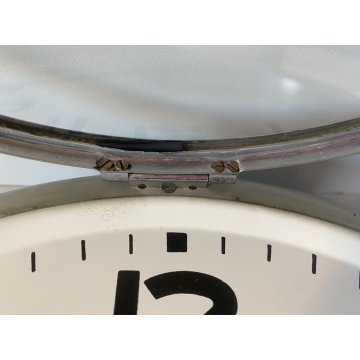 RARO OROLOGIO da PARETE INDUSTRIALE Elettromeccanico Kienzle ø 32cm NON FUNZIONA