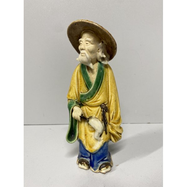 SCULTURA VINTAGE MUD MAN Pescatore CINESE GRES SMALTO POLICROMO 16 cm/h  XX sec.