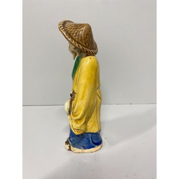 SCULTURA VINTAGE MUD MAN Pescatore CINESE GRES SMALTO POLICROMO 16 cm/h  XX sec.
