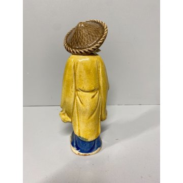 SCULTURA VINTAGE MUD MAN Pescatore CINESE GRES SMALTO POLICROMO 16 cm/h  XX sec.