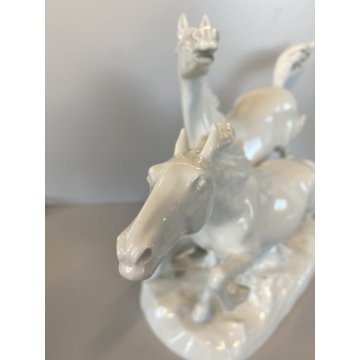 FIGURA CAVALLI al GALOPPO PORCELLANA MH. Fritz  FREEDOM WHITE HORSES 27 cm/h ca