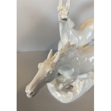 FIGURA CAVALLI al GALOPPO PORCELLANA MH. Fritz  FREEDOM WHITE HORSES 27 cm/h ca