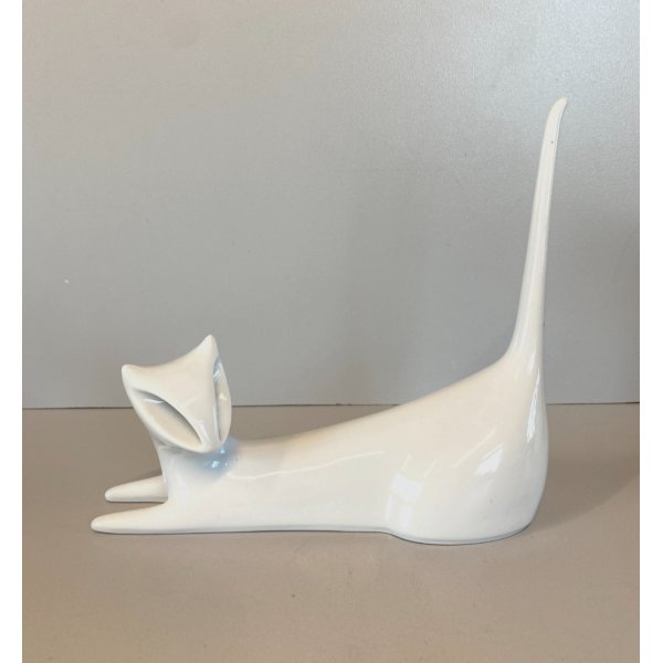 STATUETTA PORCELLANA BIANCA Royal Dux DESIGN Jaroslav Jezek CAT FIGURE BOEMIA
