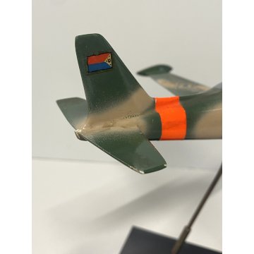 MODELLINO AEROMODELLO SIAI-Marchetti SF-260 AERONAUTICA MILITARE METALLO 18,5 cm