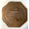 PLACCA COMMEMORATIVA OTTAGONALE BASSORILIEVO METALLO BRONZATO AEREI ø 25 cm '900