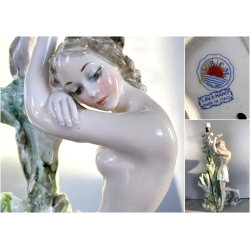 LAMPADA TAVOLO ABATJOURS SCULTURA PORCELLANA V.B.C.M. SMALTO  42 cm LIBERTY '900