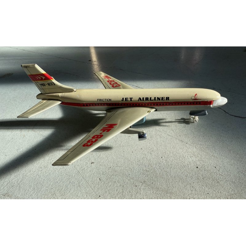 GIOCO LATTA VINTAGE AEREO FRICTION Jet Airliner BOEING MF-833 FUNZIONA CHINA '60